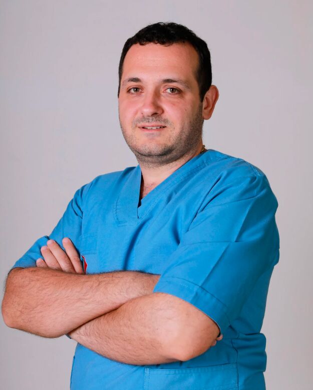 Γιατρός Δερματολόγος Raul
